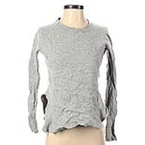Pretty gray sweater